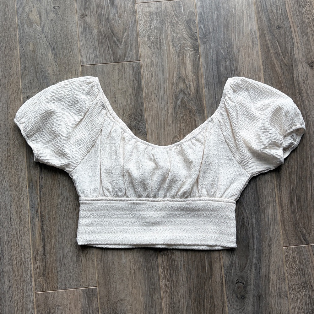 American Eagle Cream Puff Sleeve Top - Picture 5 of 5